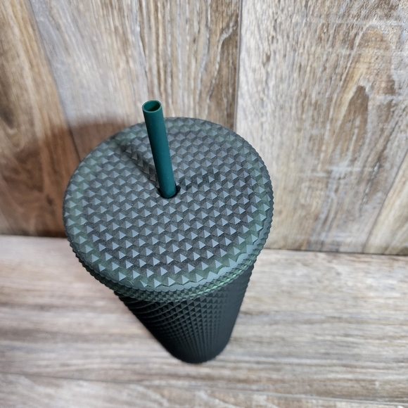 NEW LIMITED STARBUCKS 2022 DARK GREEN MATTE STUDDED 24oz SOFT TOUCH TUMBLER CUP - Picture 4 of 5